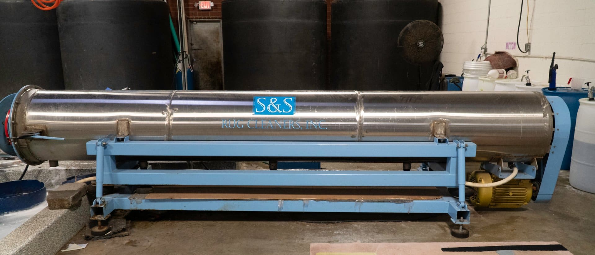 Professional centrifuge rug drying at S&S Rug Cleaners Atlanta - part of the full-immersion cleaning process included in the price